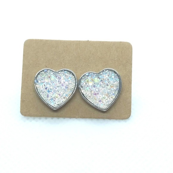 5/$25 Heart Shaped Druzy Earrings Iridescent Studs Heart Shaped Earrings - Picture 1 of 5